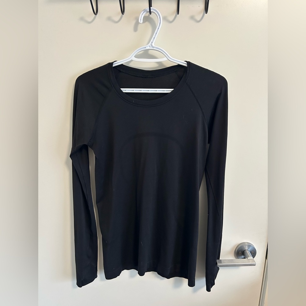 lululemon swiftly tech long sleeved hip-length